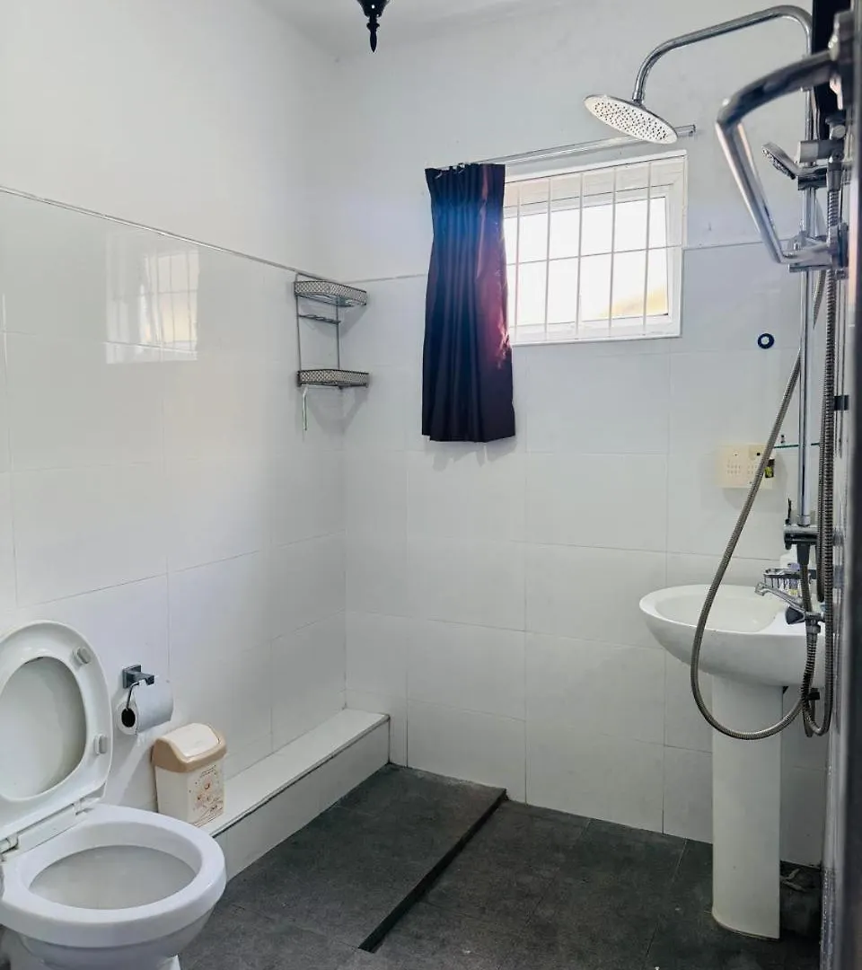 Shaman Villa Νεγκόμπο 0*,